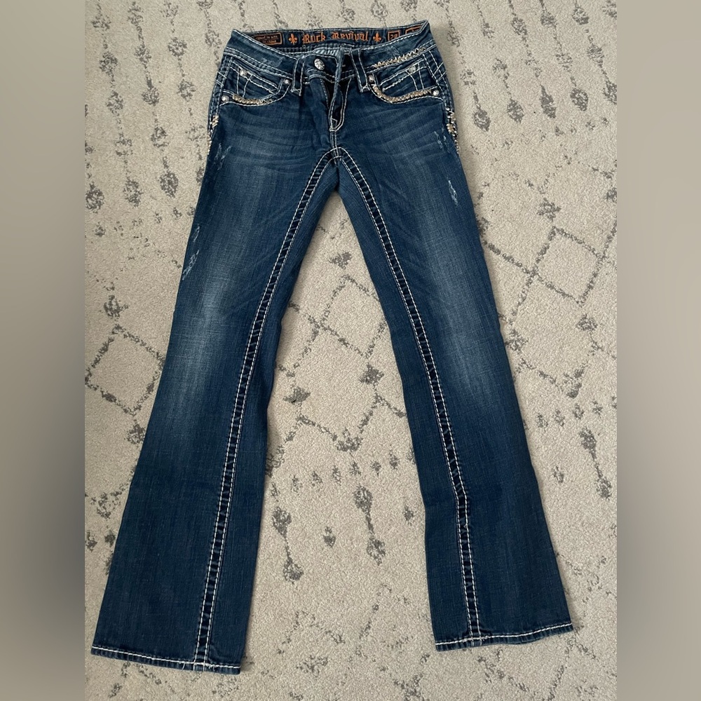 Rock Revival. Size 28.